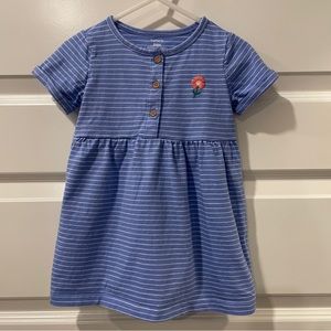Carter’s Dress. Size: 24 month.